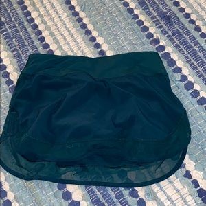 Rare lululemon skirt